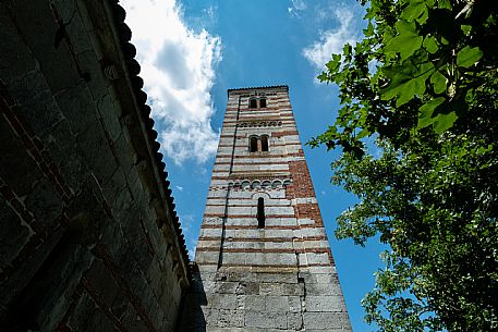 Church Santi Nazario e Celso - Montechiaro d'Asti
